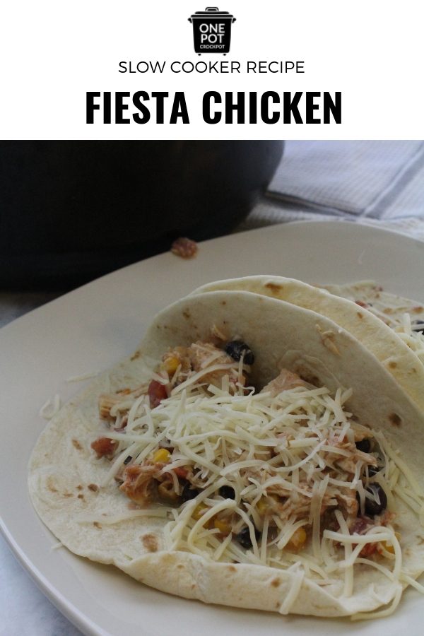 If you're looking for a great slow cooker fajita chicken recipe, this is the one! Simple and delicious! #slowcookingclub #fajitachicken #slowcooker #chickenrecipes