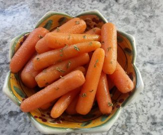 slow cooker maple glazed carrots