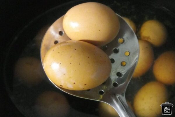 slow cooker hard boiled eggs 