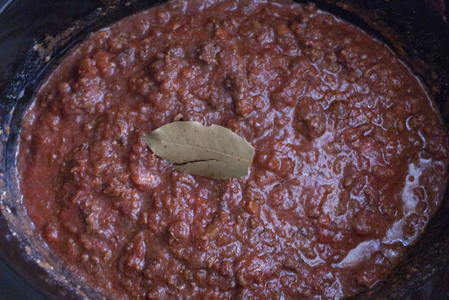 beef bolognese sauce in a crockpot 