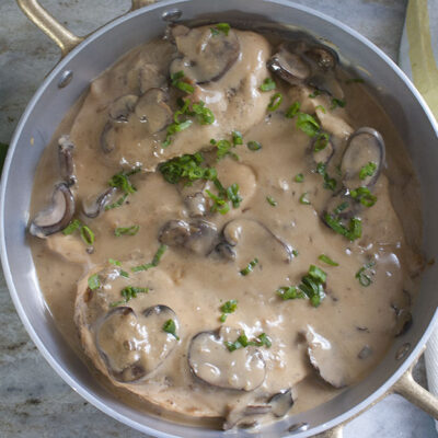 Crockpot Smothered Chicken With Mushrooms